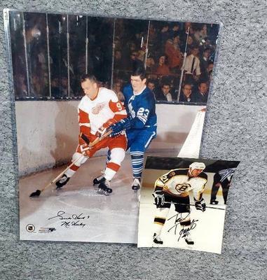 Autographed hockey player photos
