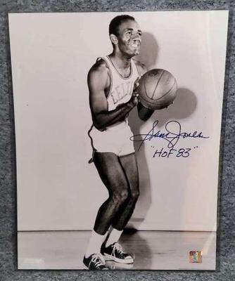 Autographed 16 x 20 photo celtics sam jones