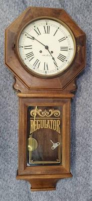 Vintage seth thomas regulator clock with key