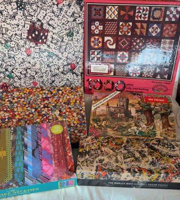 Difficult jigsaw puzzles