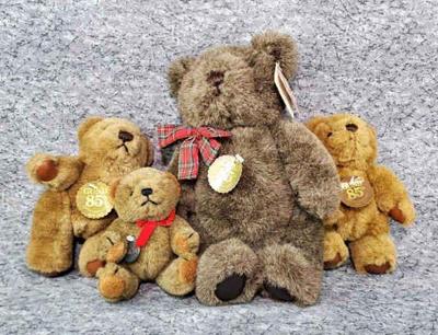 1982 gund 85th anniversary bears 1983 bear
