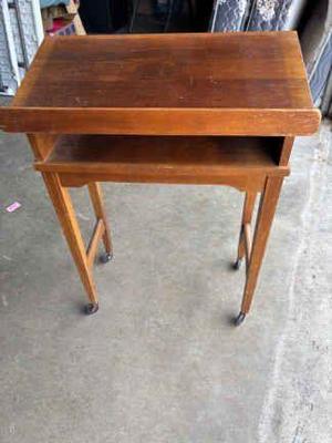 Wooden slanted podium stand