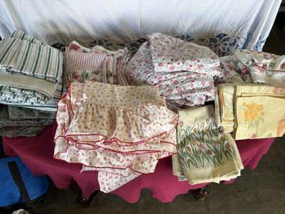 Mystery lot of sheets and pillow cases