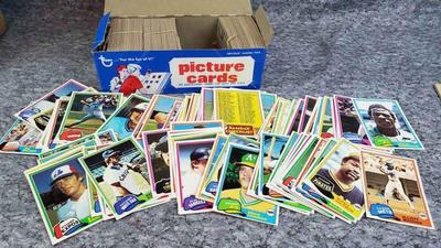 1981 topps baseball cards lot a