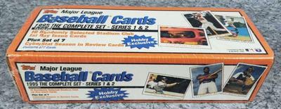 Sealed box 1995 topps baseball cards