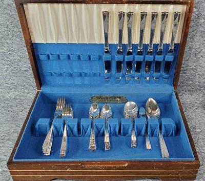 1937 sliverplated nobility plate flatware and case