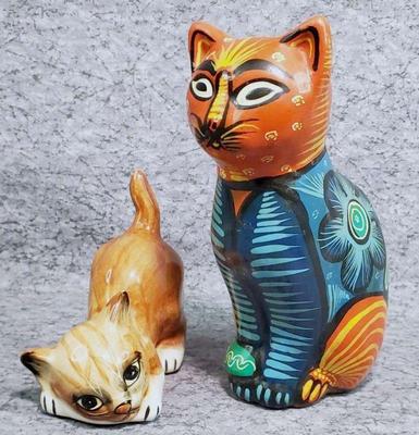 Colorful artisan cat figurines mexican terracotta vintage seymor mann
