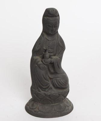 Lot 300 chinese bronze guanyin bodhisattva