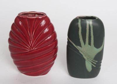 Lot 340 vintage pillow vases