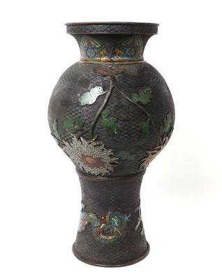Lot 256 big chinese champleve bronze vase