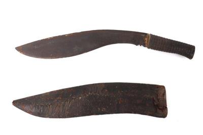 Lot 30 indian 19th century kukri with scabbard