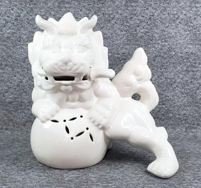 Ceramic Asian Foo Dog Sculpture 