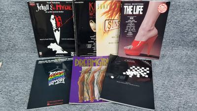 Broadway Musical Songbooks Scores Vocals