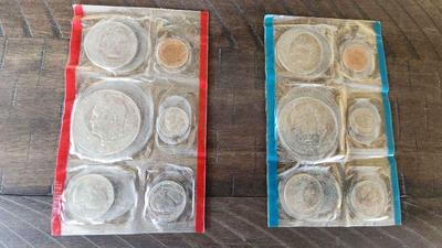 1977 u s. coin collection x (2)