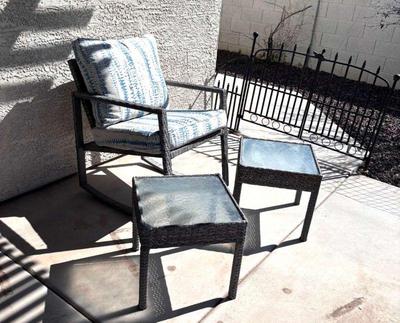 Outdoor chair 2 tables