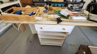 Stained glass collapsible work table