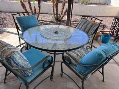 Frosted glass w lazy susan patio table & 4 chairs