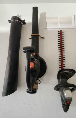 Black decker, hedge trimmer