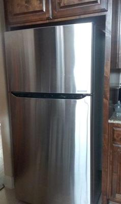 LG refrigerator,like new.
