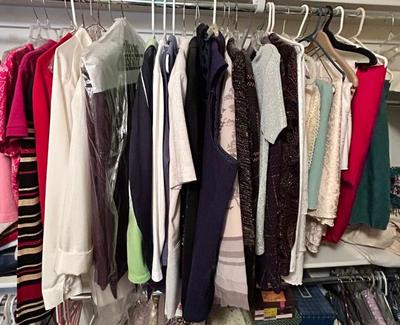 Woman's Cloths