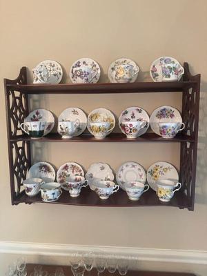 Shelves 30” x 27” x 7.5”d