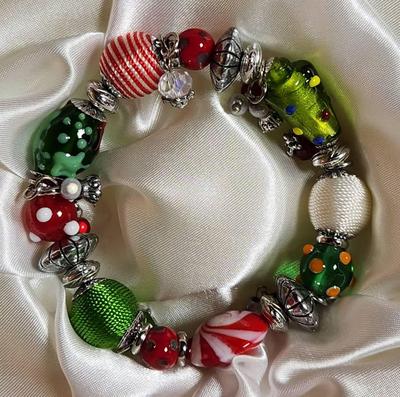 Holiday Cheer Bracelet 