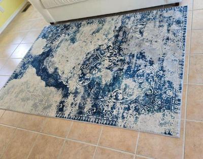 Rug