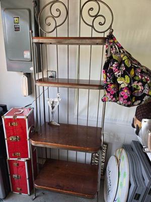 Baker rack
