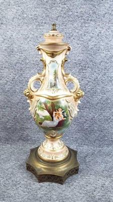 Vintage ceramic italian capodimonte cherub scene lamp base