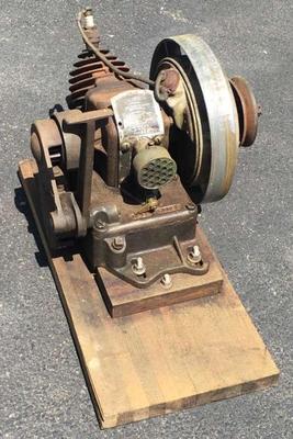 Maytag hit or miss stationary engine