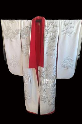 Traditional Japanese Uchikake Wedding Kimono | White Silk with Silver Embroidery
