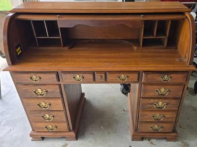 Executive Roll Top Desk
