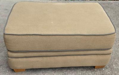 Tan Ottoman