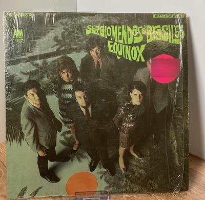 Sergio Mends&Brasil66 Equinox