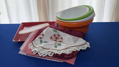 Placemats, Mixing  Bowls, Square Plastic Tray 