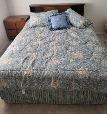 Queen Bed