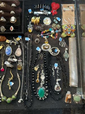 Sale Photo Thumbnail #488