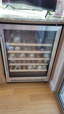 BEVERAGE/WINE COOLER