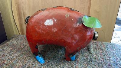 Recycled Metal Lawn Art Pig