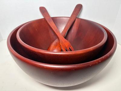 Pair Of New David & Carey International Maple Wood Serving & Salad Bowls