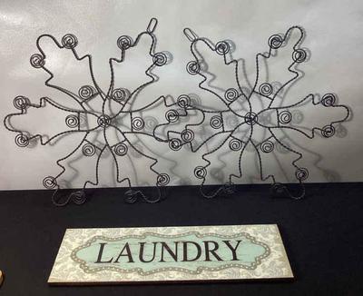 2 twisted wire wall mount decor and laundry frame