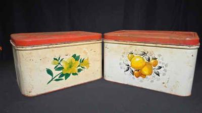 Tin storage chest with flower and fruit art set of 2)