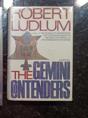 Robert ludlum the gemini contenders book'