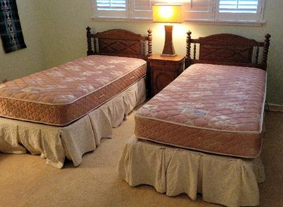PAIR OF YOUNG HINKLE COUNTRY SPANISH TWIN HEADBOARDS WITH MATRESSES, DREXEL NIGHTSTAND, AND LAMP 