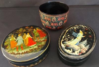 LACQUERED ART BOXES FROM THE USSR AND A DECORATIVE CUP