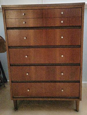 MID CENTURY CHEST OF DRAWERS TOWN-SET BY MORRIS