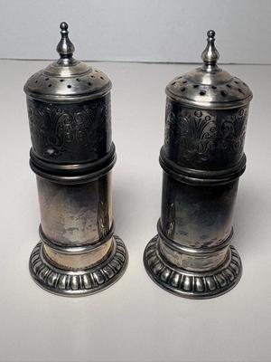 Antique Lunt Sterling Silver 1100 4" Salt & Pepper Shakers
