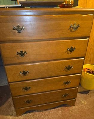 Sale Photo Thumbnail #116: Maple chest