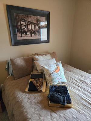 Sale Photo Thumbnail #18