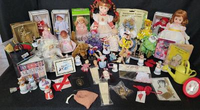 MINIATURE DOLL LOT 
